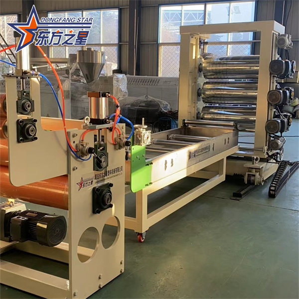 Muovinen PVC-oviverhojen ekstruusiokone Valmistettu Kiinassa